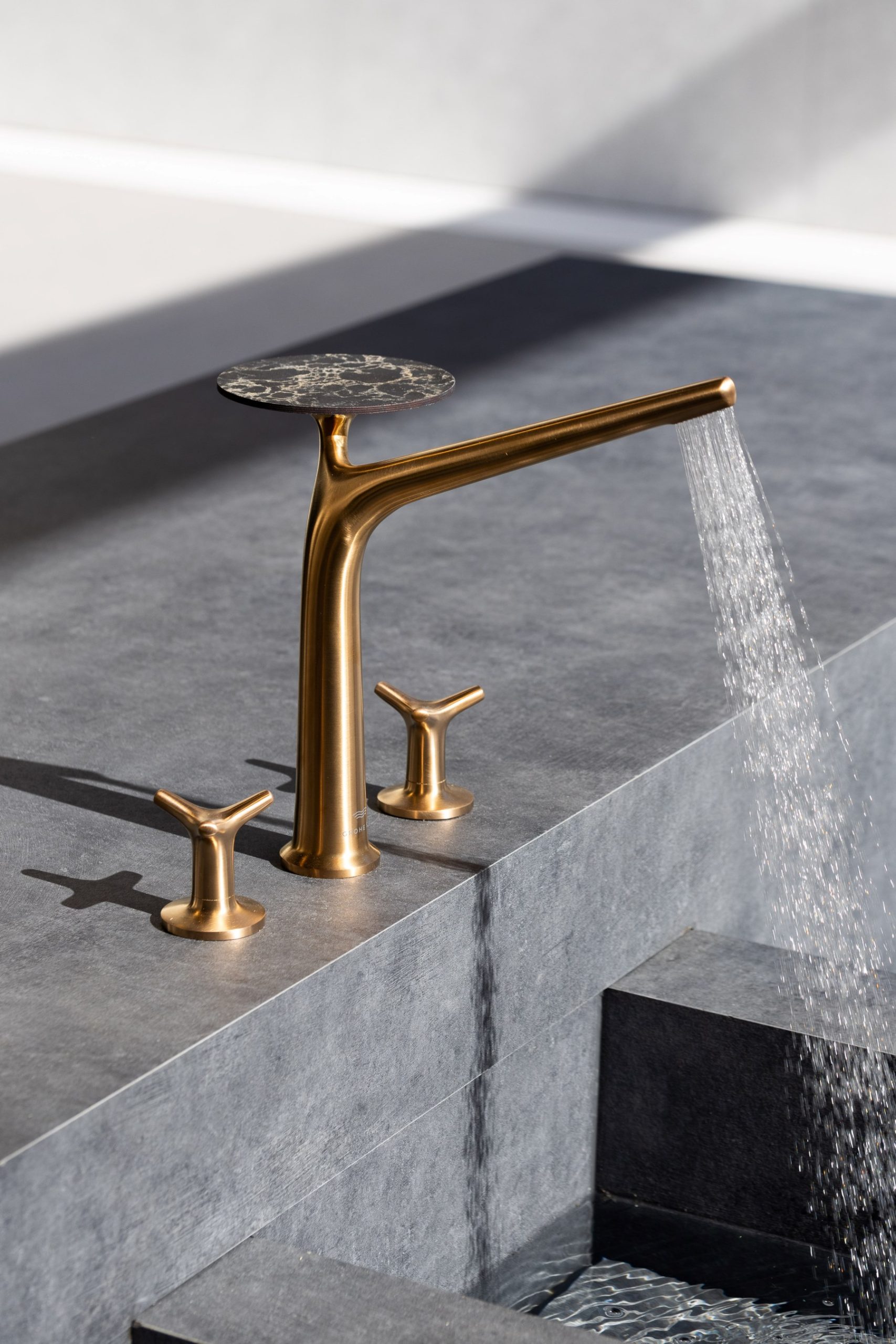 thiet ke thiet bi nha tam grohe spa lixil milan design week