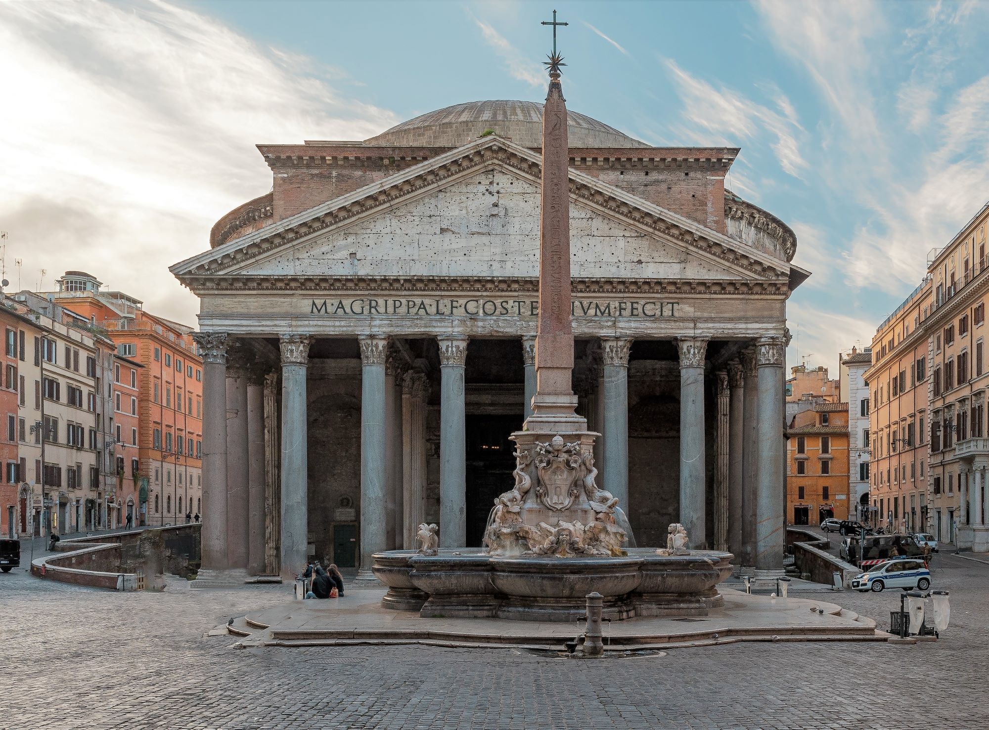den tho pantheon ky quan kien truc la ma