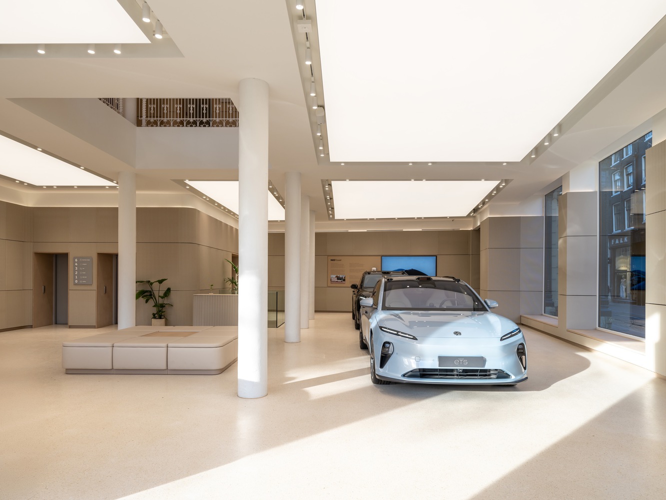 showroom xe hoi nio house 