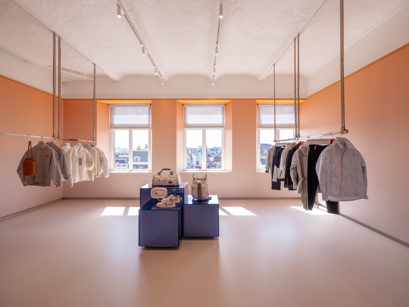 showroom nio house trien lam trung bay thoi trang
