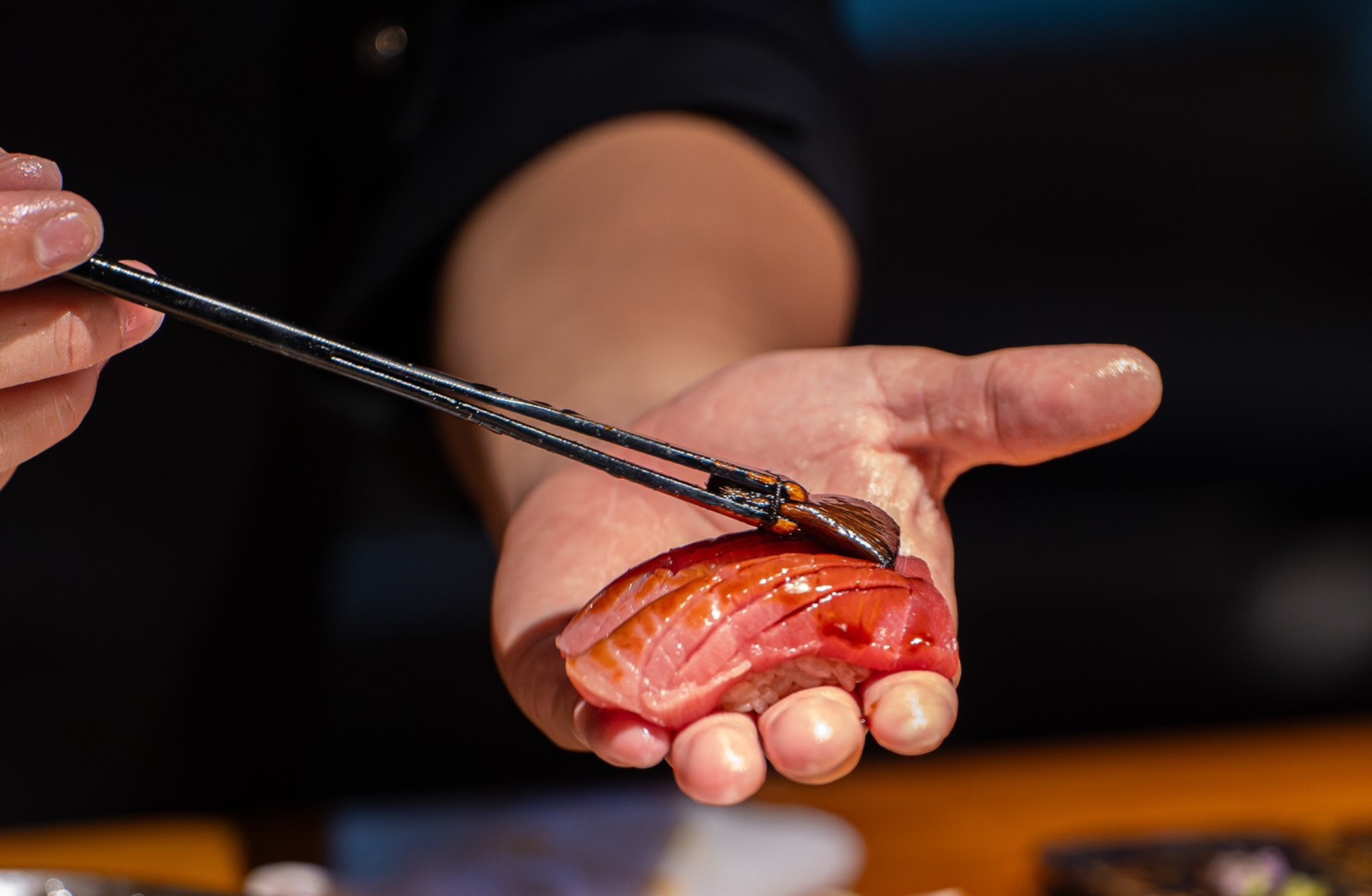 sushi am thuc nhat ban omakase
