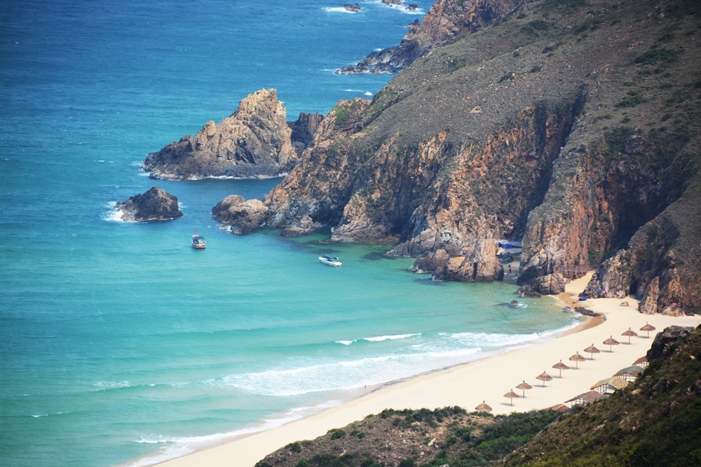 ky co eo gio bien viet nam quy nhon binh dinh du lich
