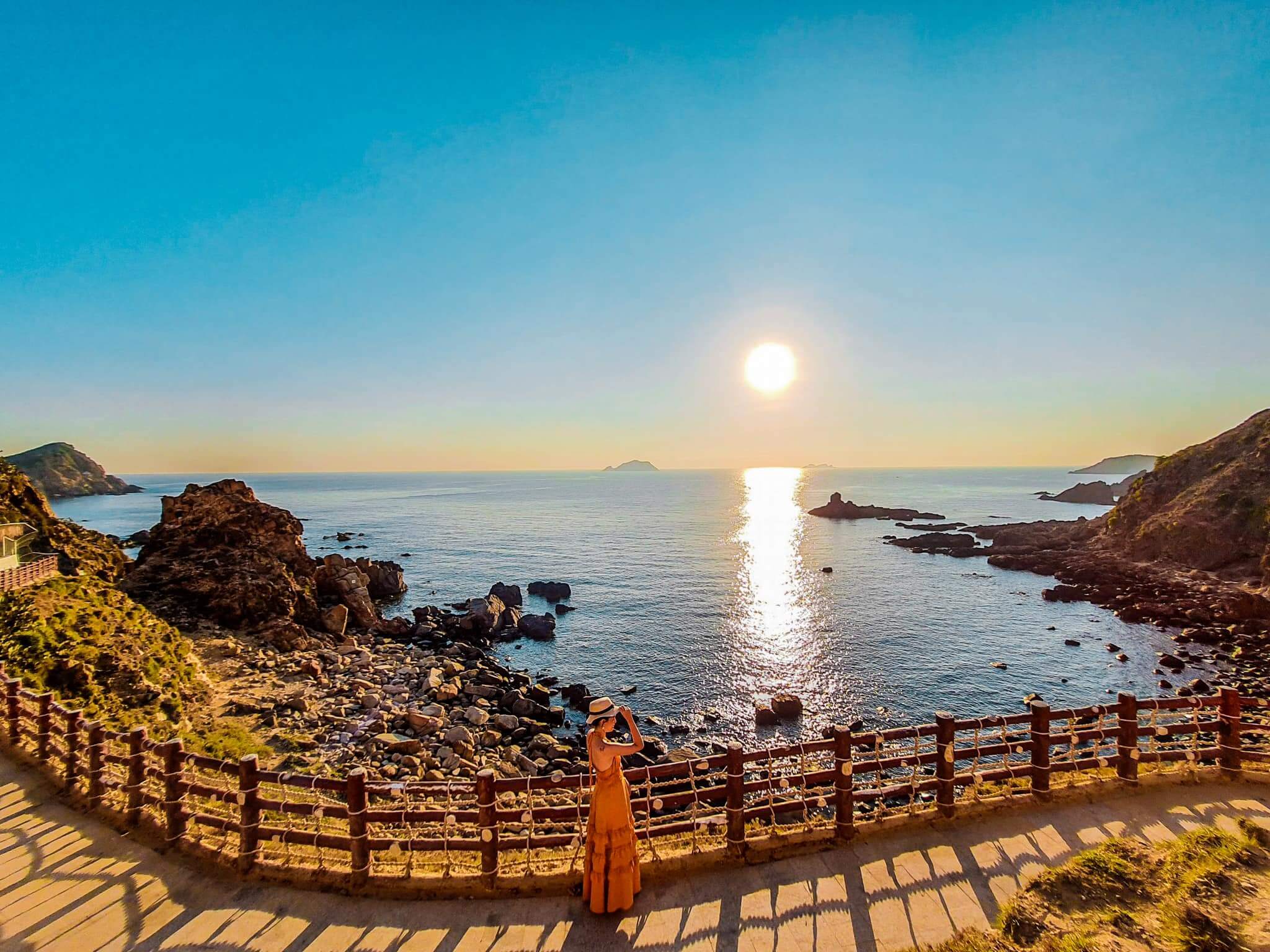 ky co eo gio du lich quy nhon binh dinh ngam hoang hon