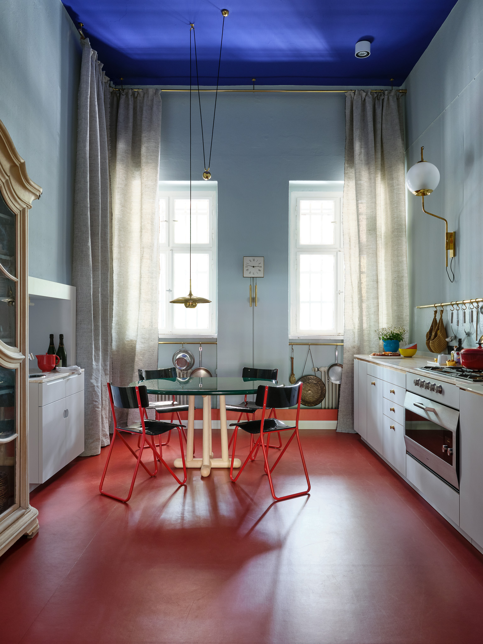van phong studio kien truc Gisbert Poppler Berlin phong cach Socialist Classicism