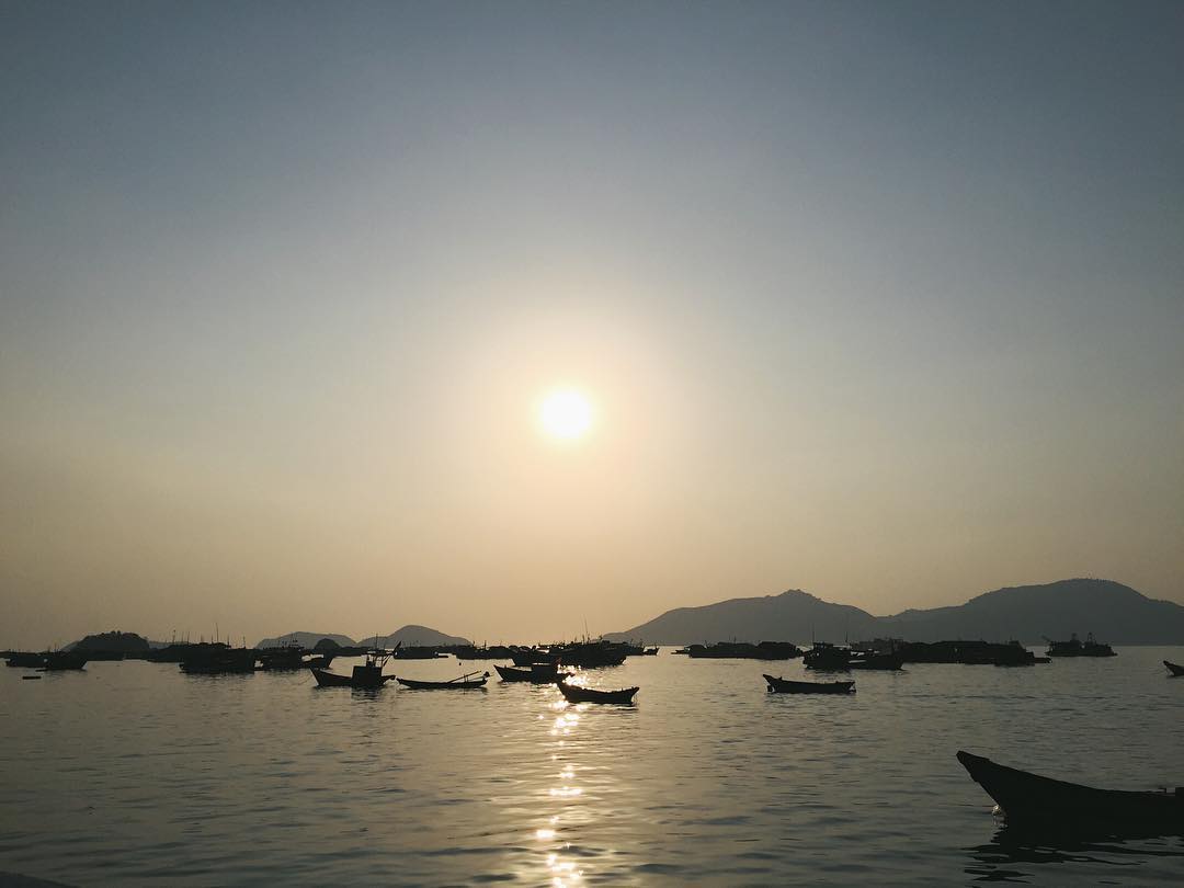 hoang hon tren bien Hon Ngang quan dao Nam Du tinh Kien Giang vinh Thai Lan