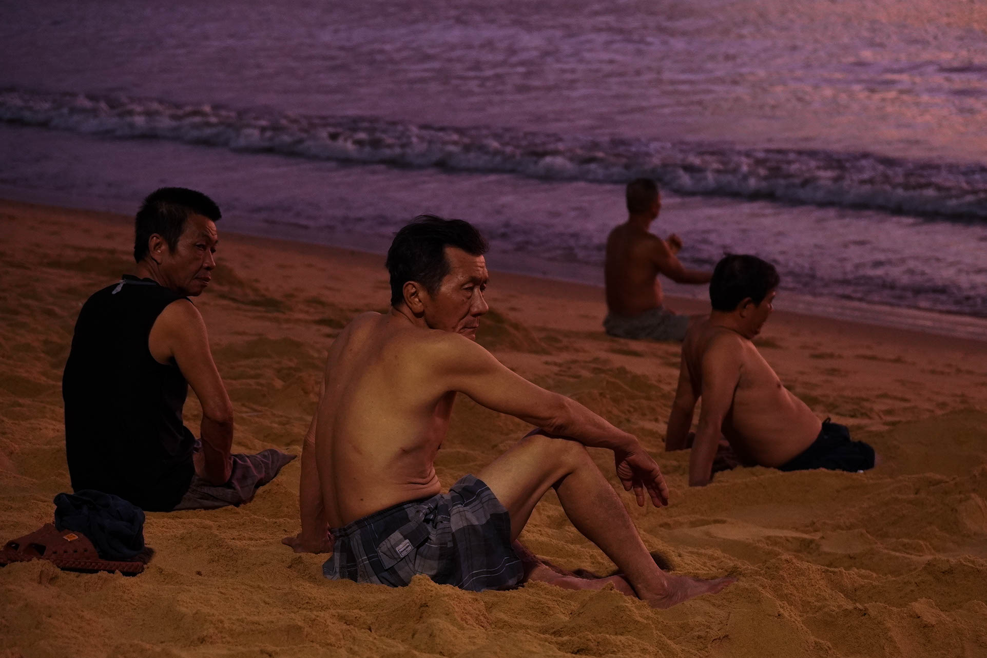 trien lam nguyen le tuan kiet roots worlds