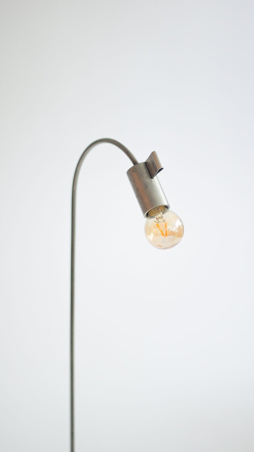 bong den led anh sang grandpa lamp thomas takada