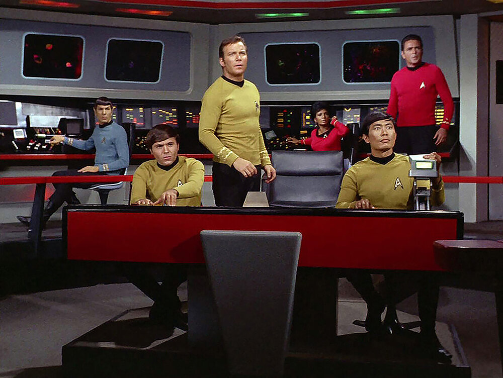 phim star trek khoa hoc vien tuong dien anh