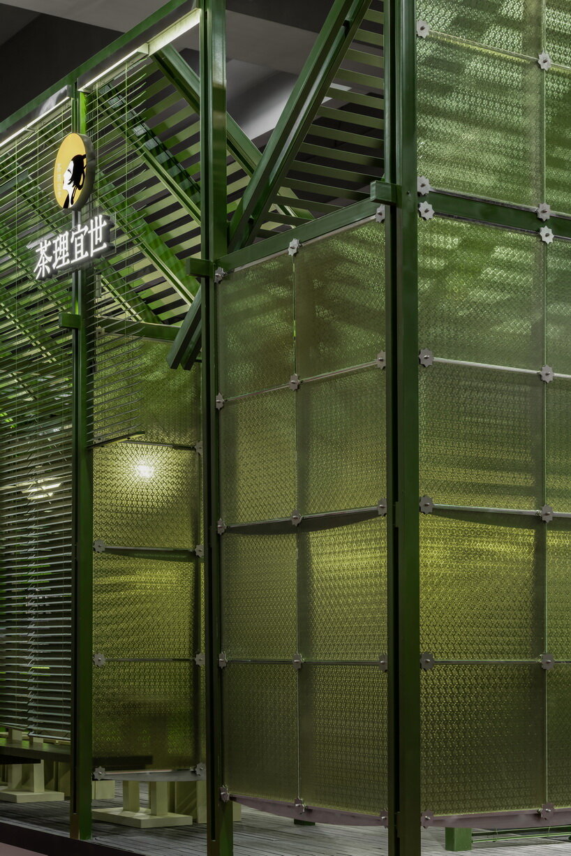Charlie’s Tea store PMT Partners tra Linh Nam