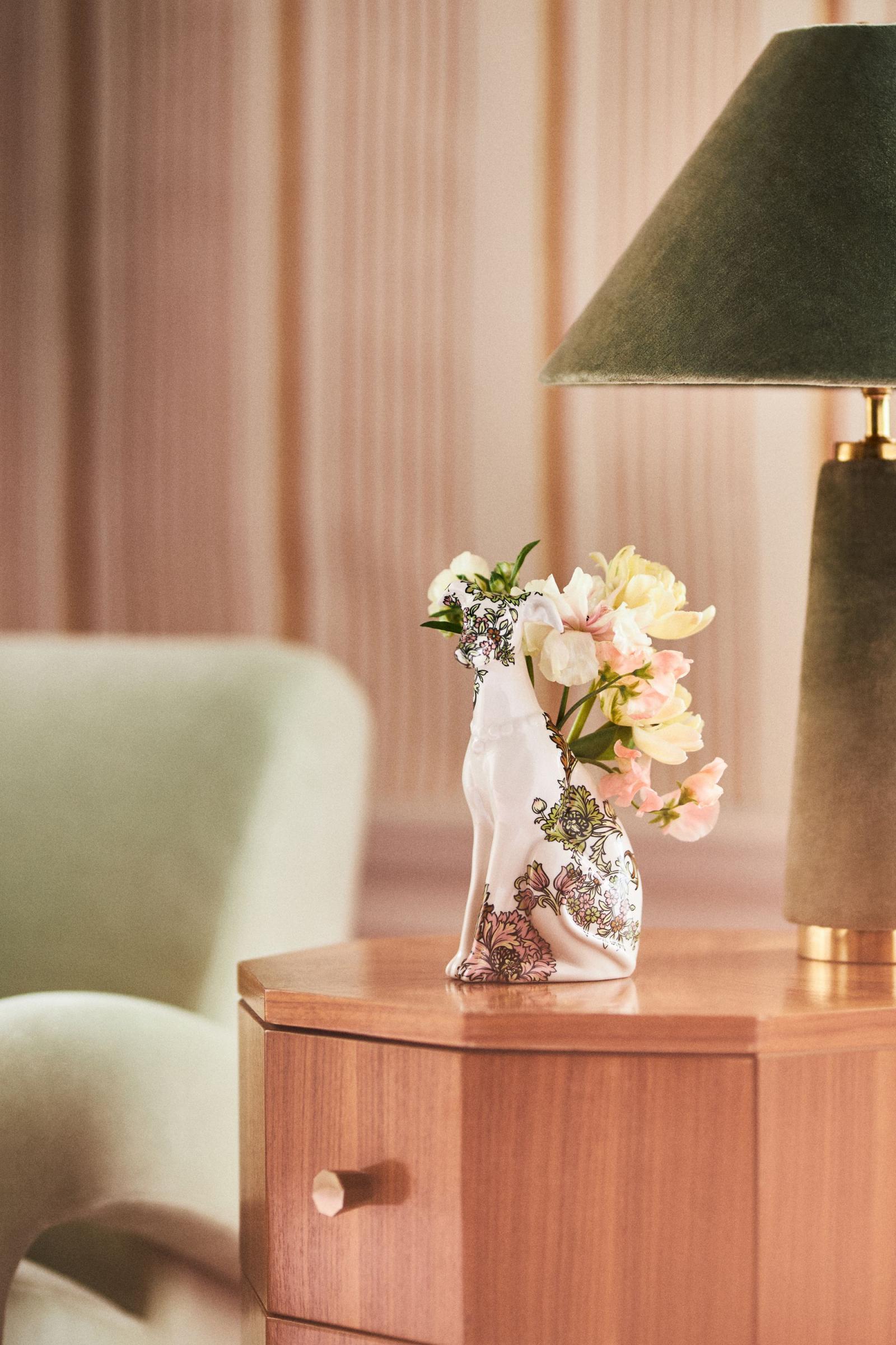 binh hoa vase Whippet Dog Anthropologie