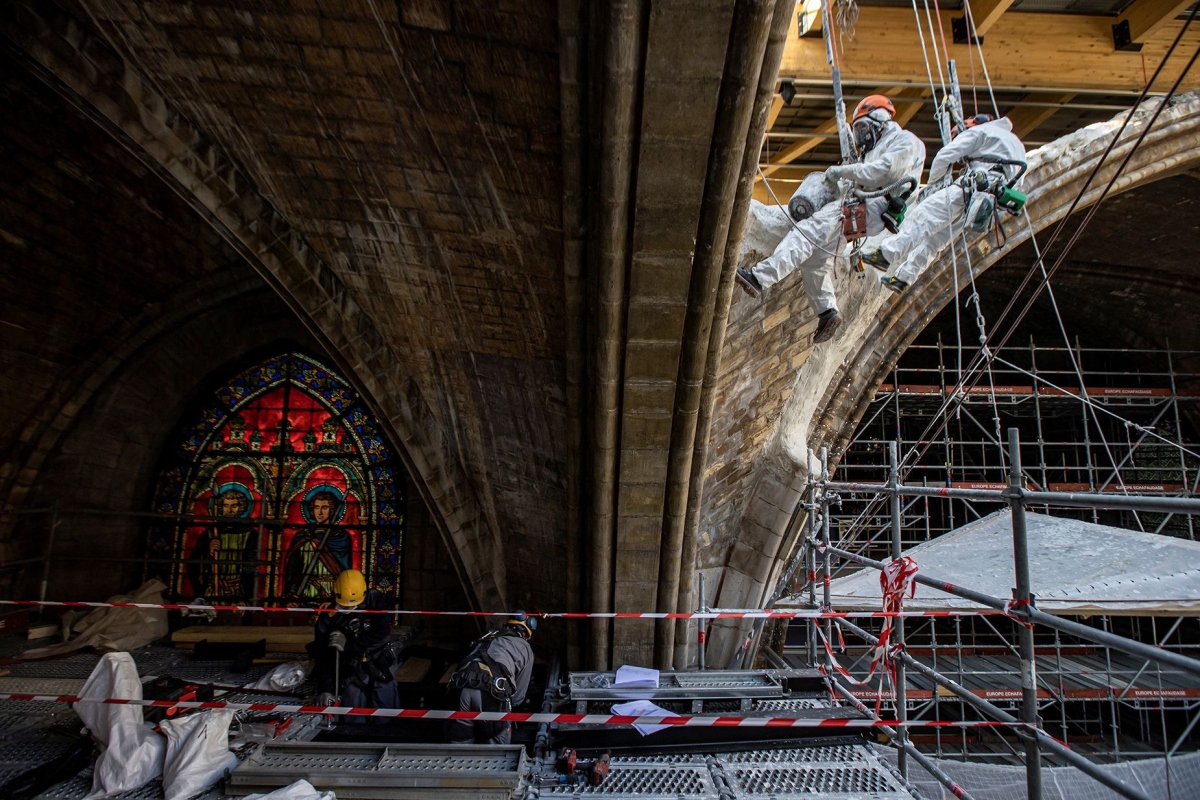 Cathédrale Notre Dame de Paris nha tho duc ba di san kien truc trung tu