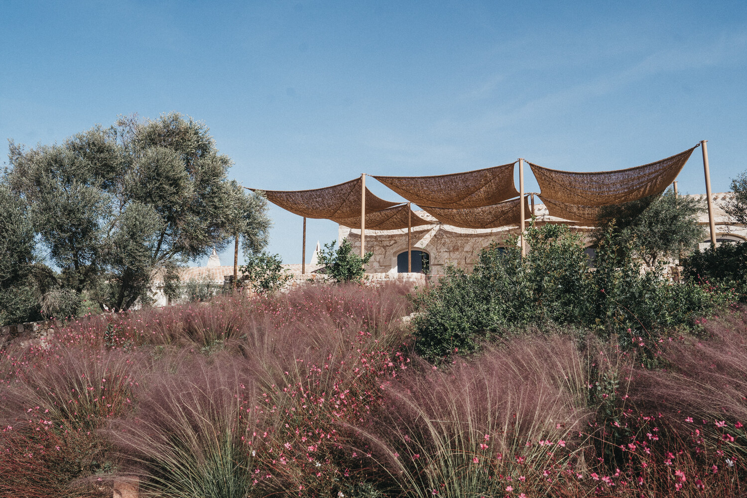 khu nghi duong Son Blanc da voi Marés Menorca Atelier du Pont