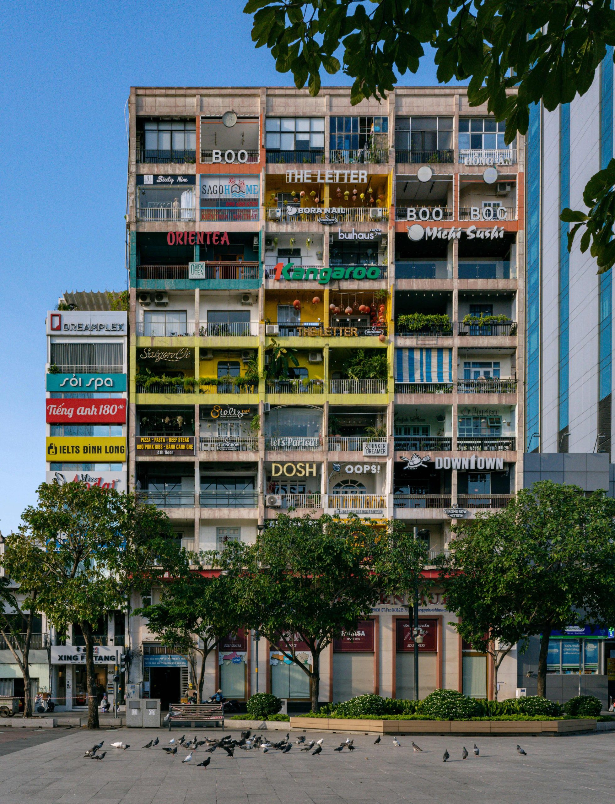 phong cach kien truc hien dai chung cu 42 nguyen hue