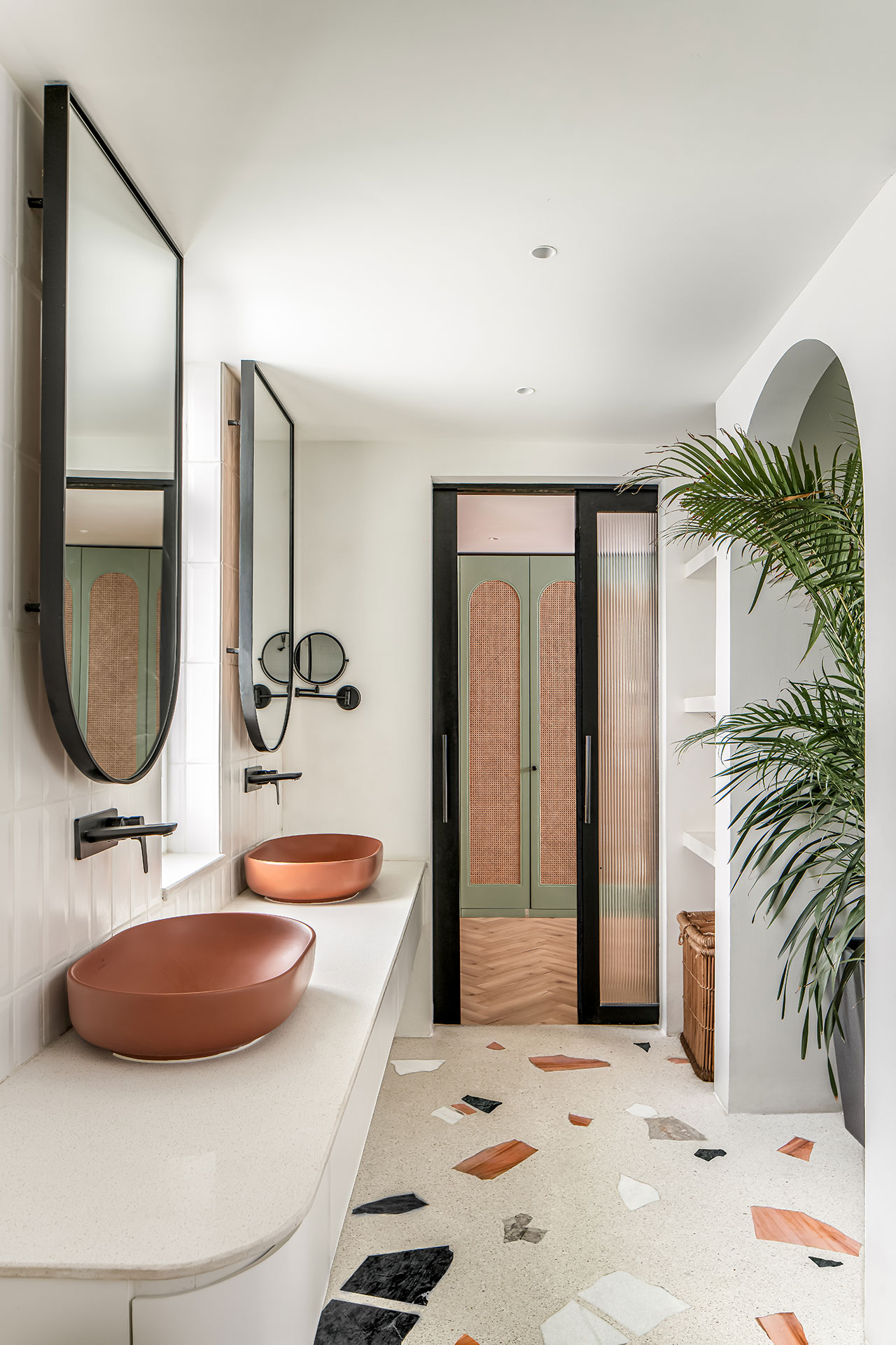 noi that phong tam san gach terrazzo