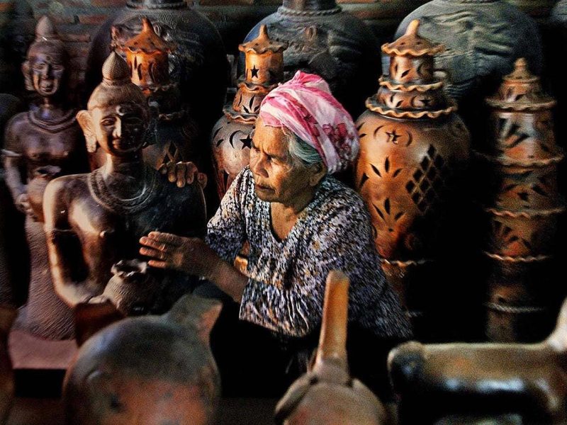 Gốm Bàu Trúc: Sắc đen huyền bí của di sản Champa