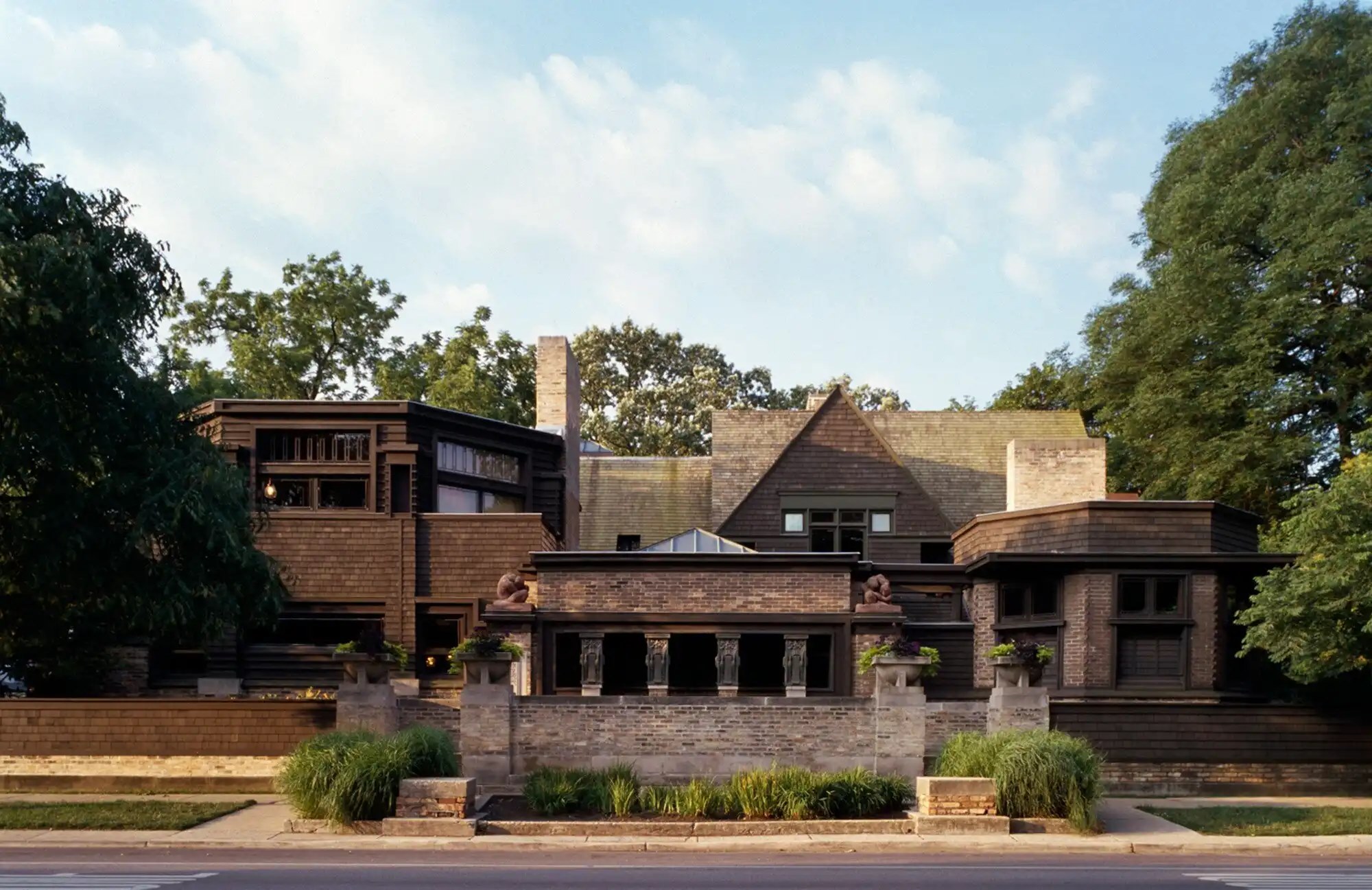 kho luu tru Frank Lloyd Wright Trust Foundation