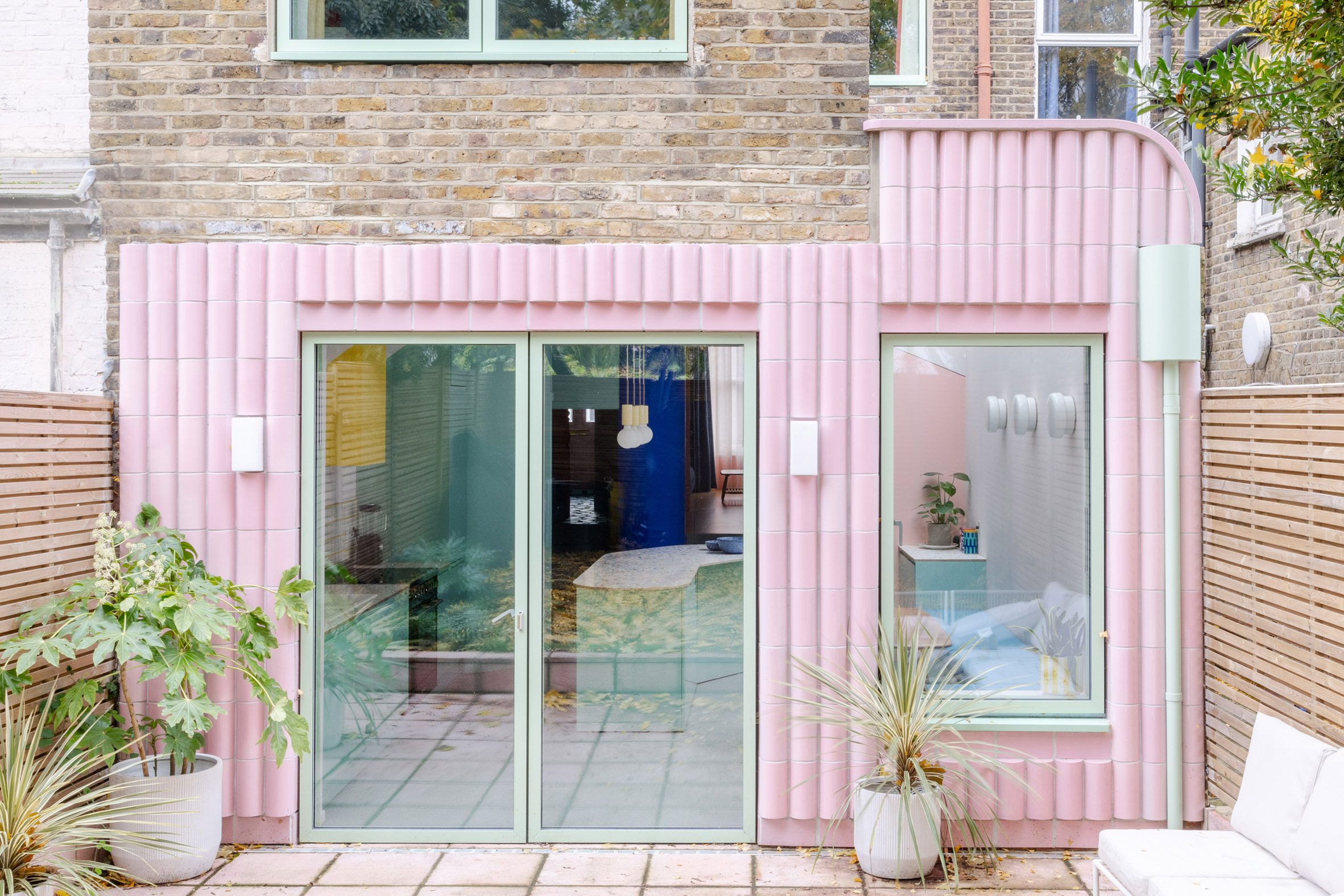 beacon house S&M Architects Materials Assemble cai tao mat tien