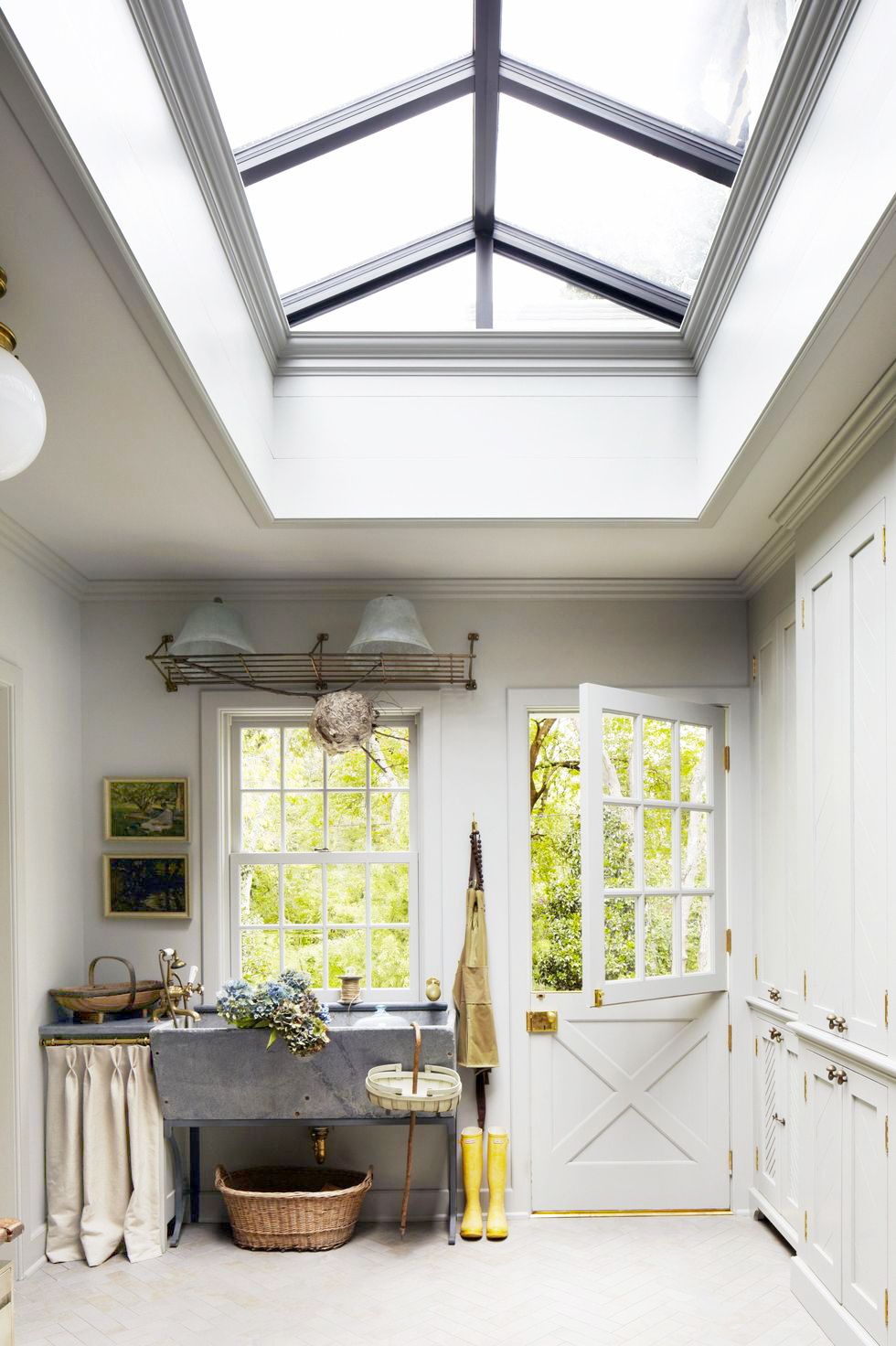 gieng troi skylight