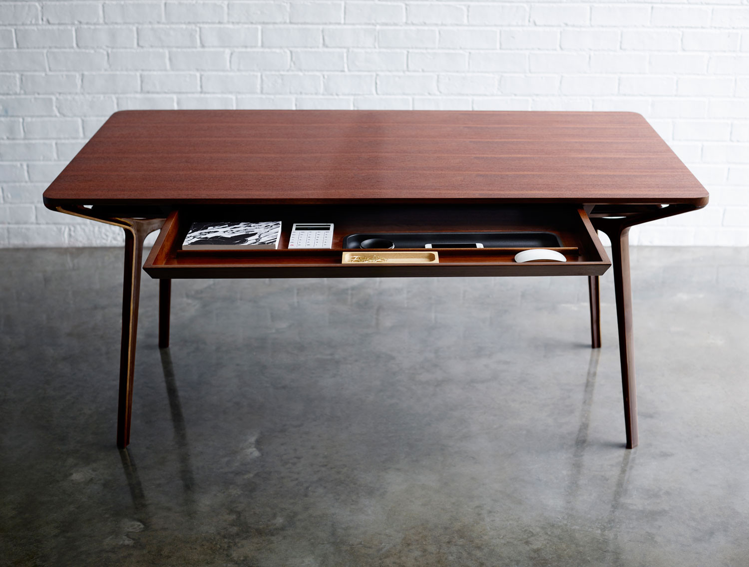 ban an dining table Carafe Charles Wilson Herman Miller