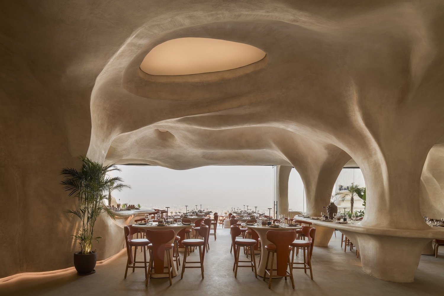  khong gian noi that nha hang Esca Cueva restaurant New Giza Cairo Egypt Mohamed Badie
