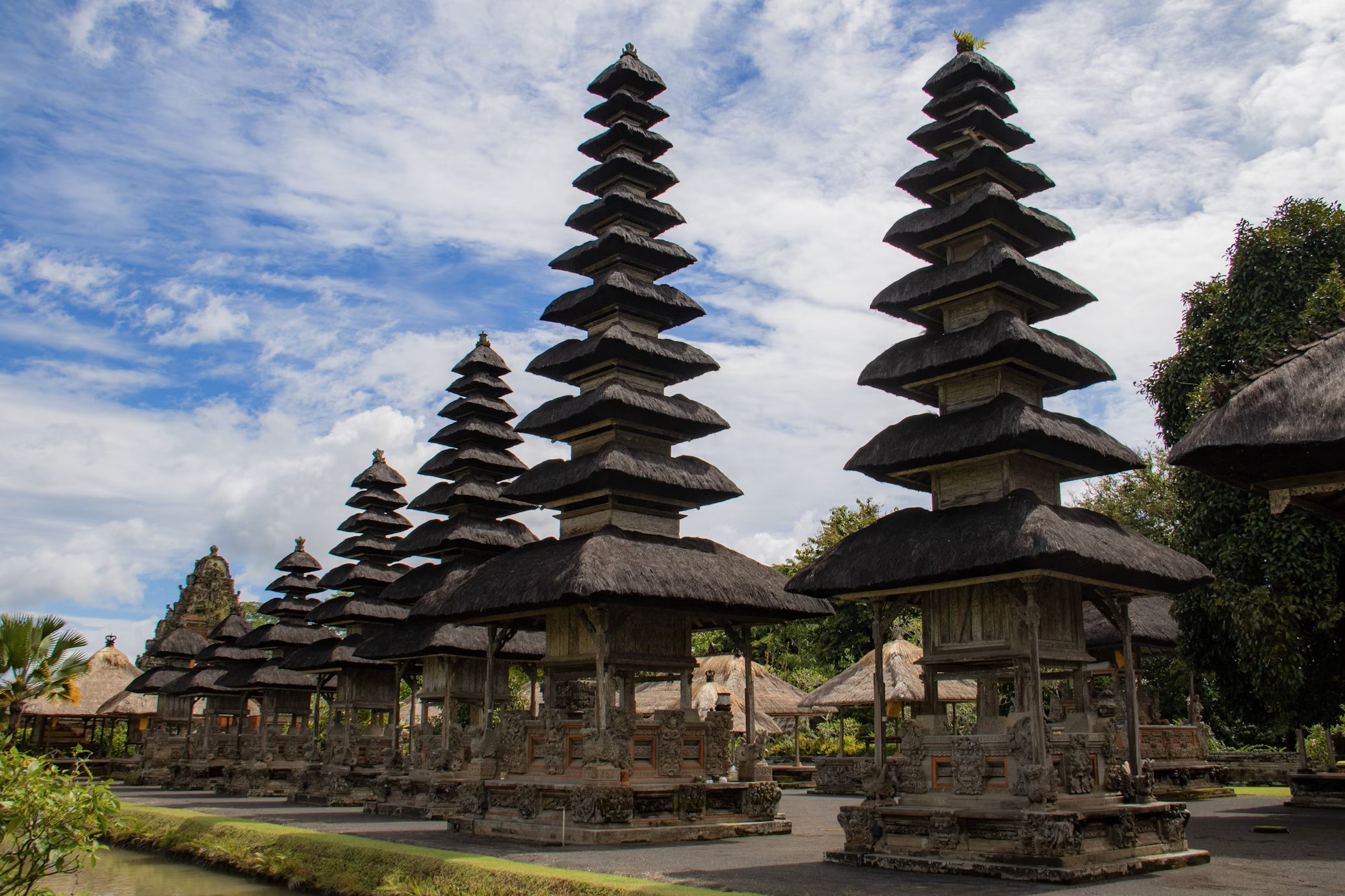 den tho bali Pura Taman Ayun