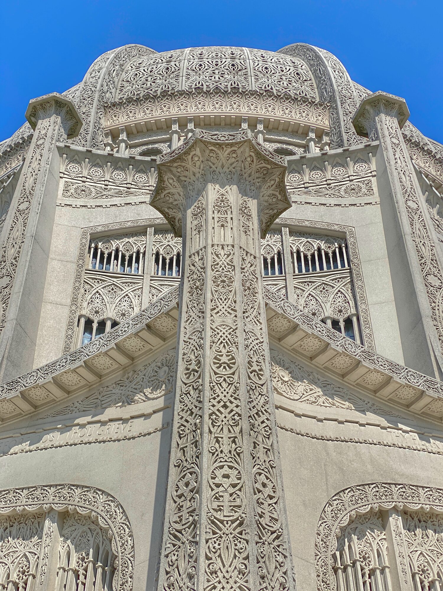 den tho bahai house of worship ton giao kien truc