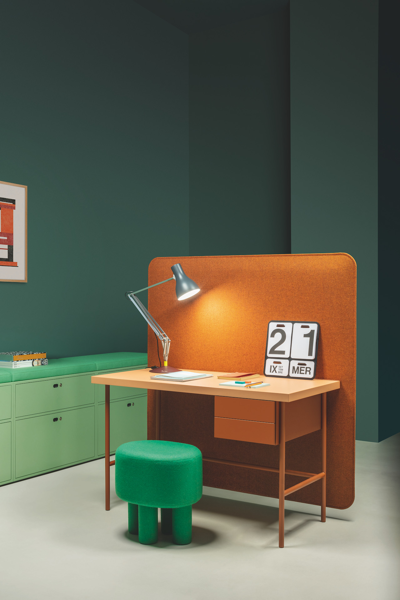 office Dieffebi Elisa Ossino ban Franny tu Mate ghe Zoey ke Line