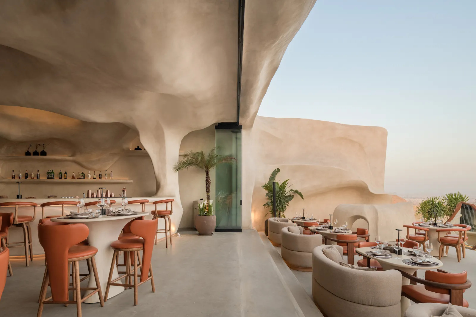  khong gian noi that Esca Cueva restaurant New Giza Cairo Egypt Mohamed Badie