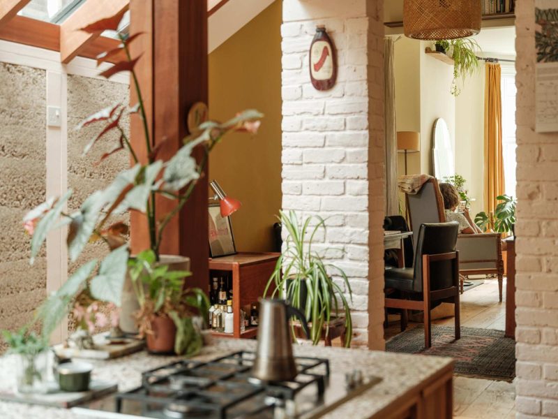 House Made by Many Hands: Hình mẫu xây dựng bền vững