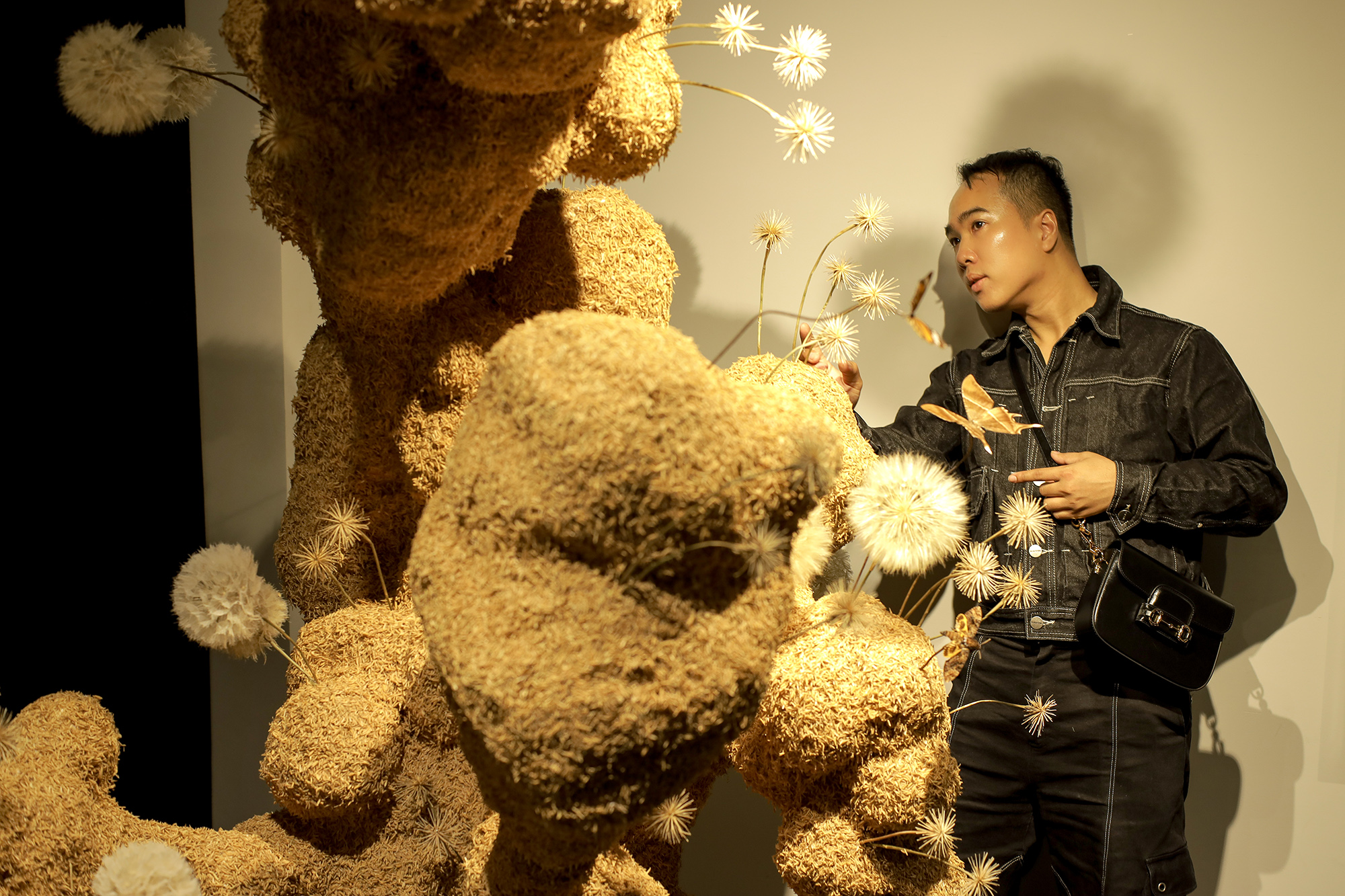 vy nguyen florist thu nga em nang installation