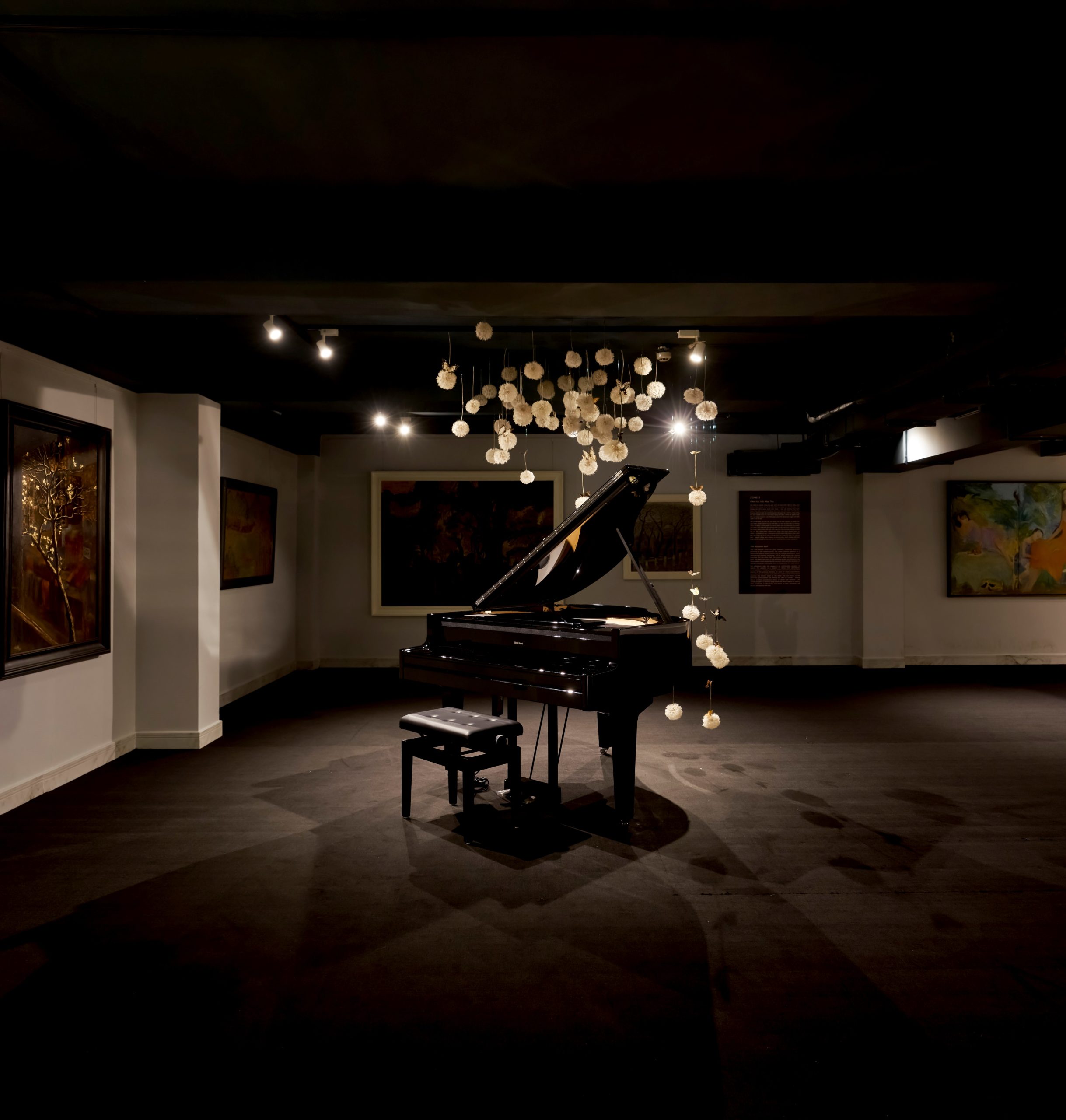 trien lam thu nga em nang vy nguyen quang san art museum 