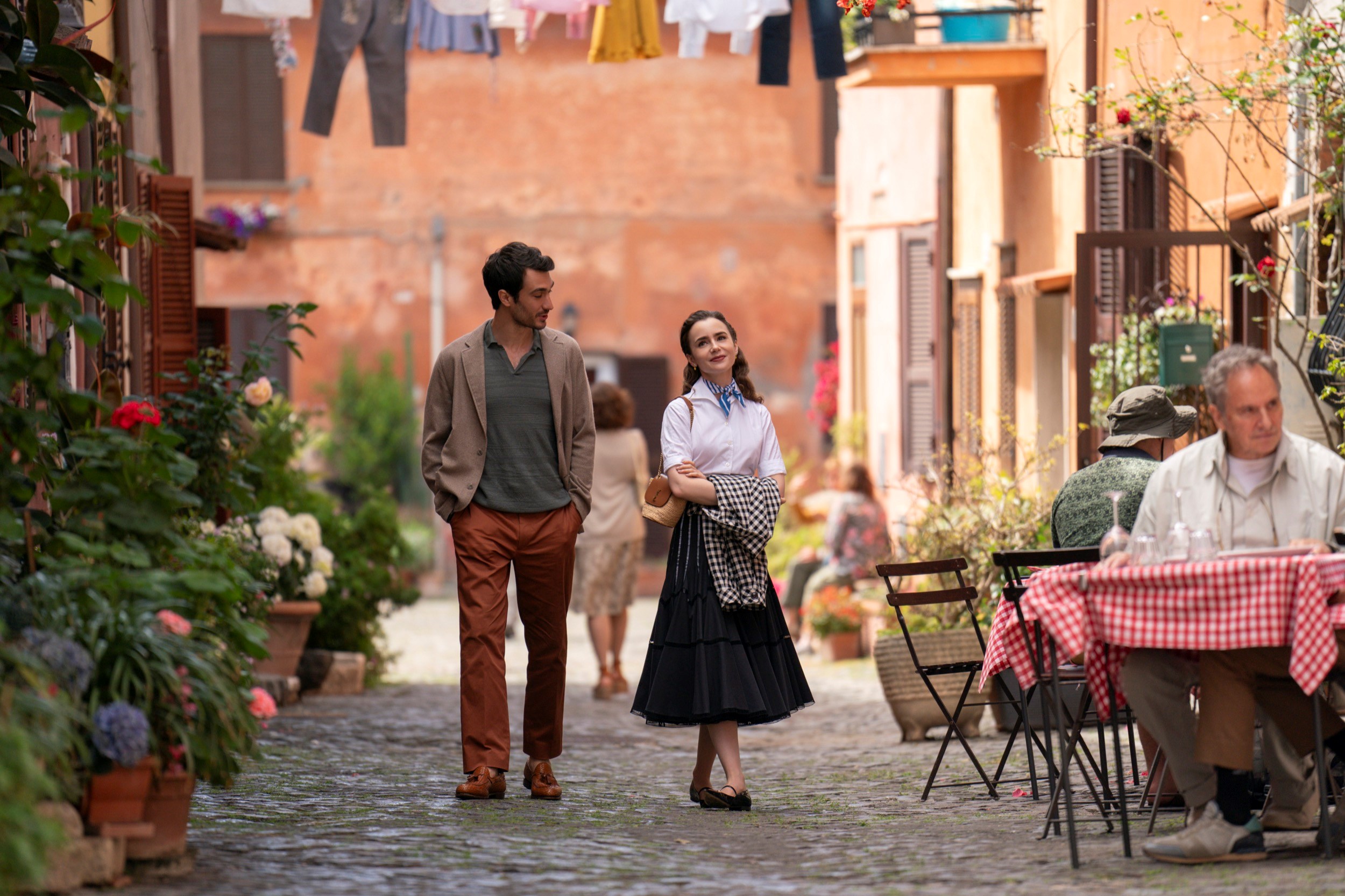 emily in paris 4 series netflix rome italy Anne Seibel