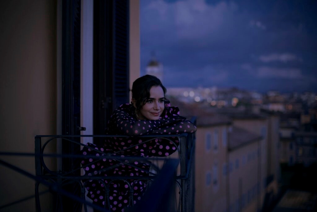 emily in paris season 4 boi canh