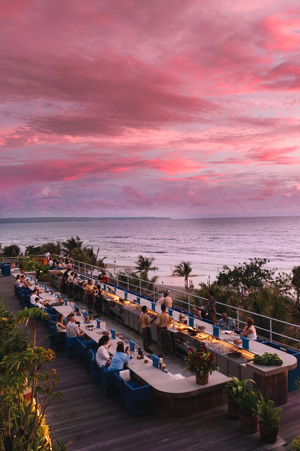 Sunset Park Desa Potato Head Bali nha hang hoang hon