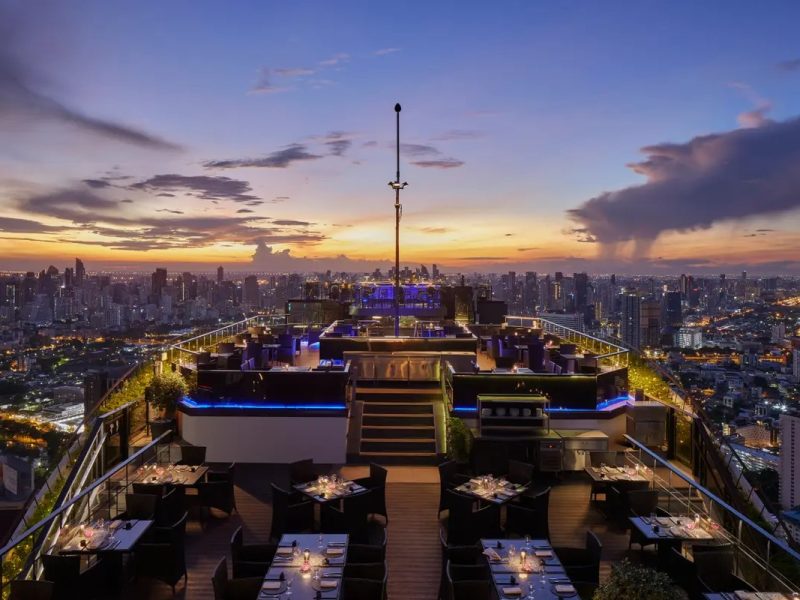 Những quán bar và nhà hàng rooftop ấn tượng tại Châu Á