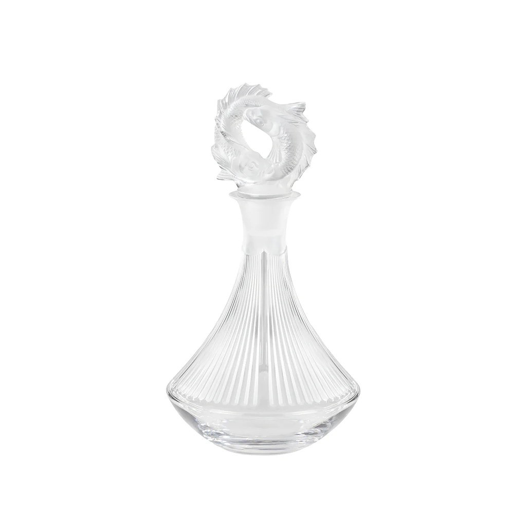 binh dung ruou decanter lalique pha le ban tiec