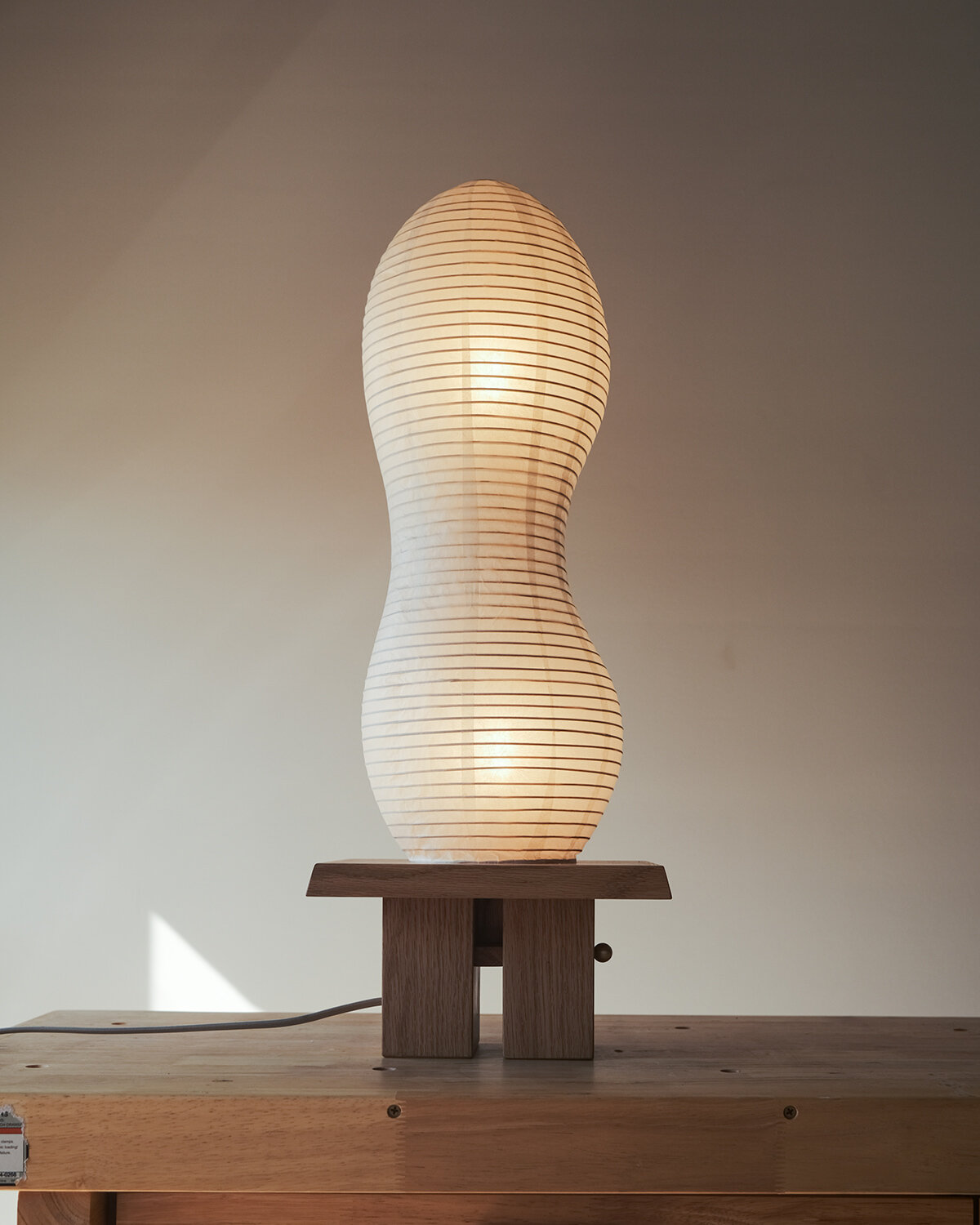 Studio Kawabi Irisa Na Aaron Kawabi New York long den Legume Lamp