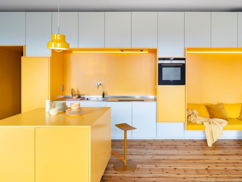Tận dụng màu sắc trong căn bếp hiện đại: Sống động và tiện ích