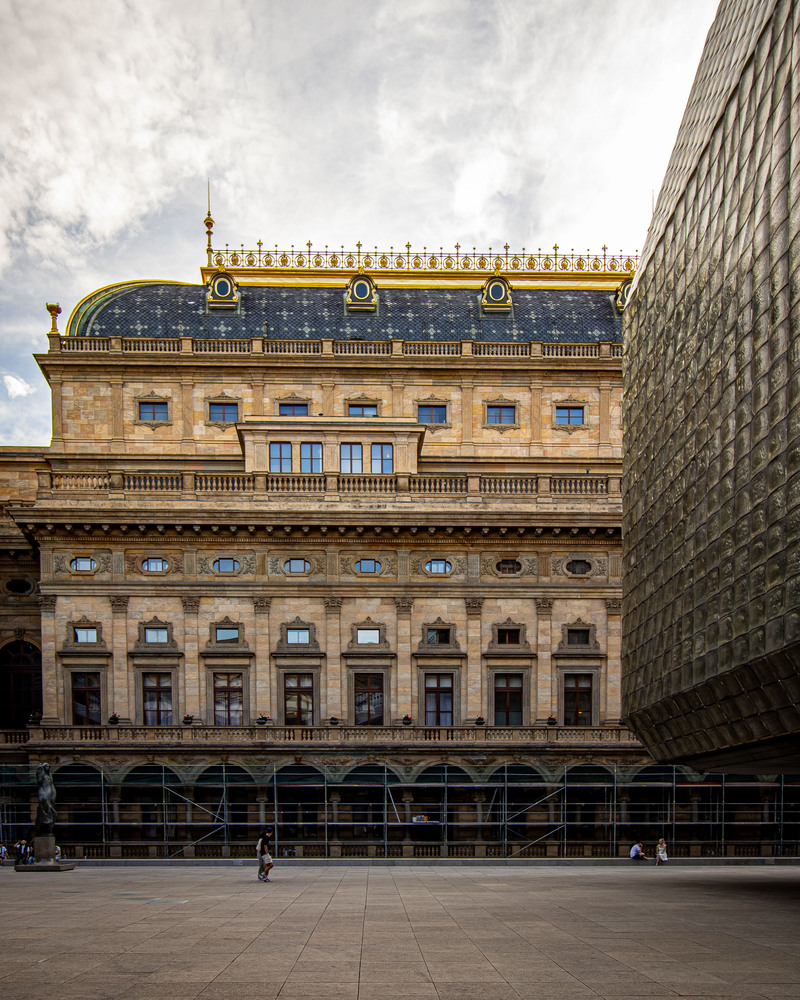 nha hat quoc gia Prague Nová Scéna Karel Prager kien truc tan phuc hung