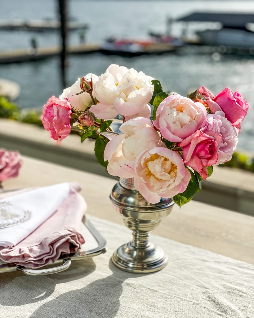 binh hoa peony trang tri