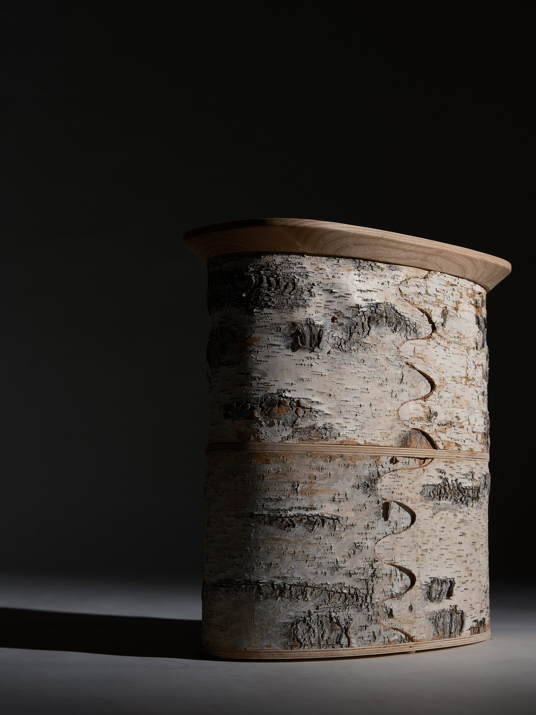 ghe dau Forestrest stool Sarina Oroqen
