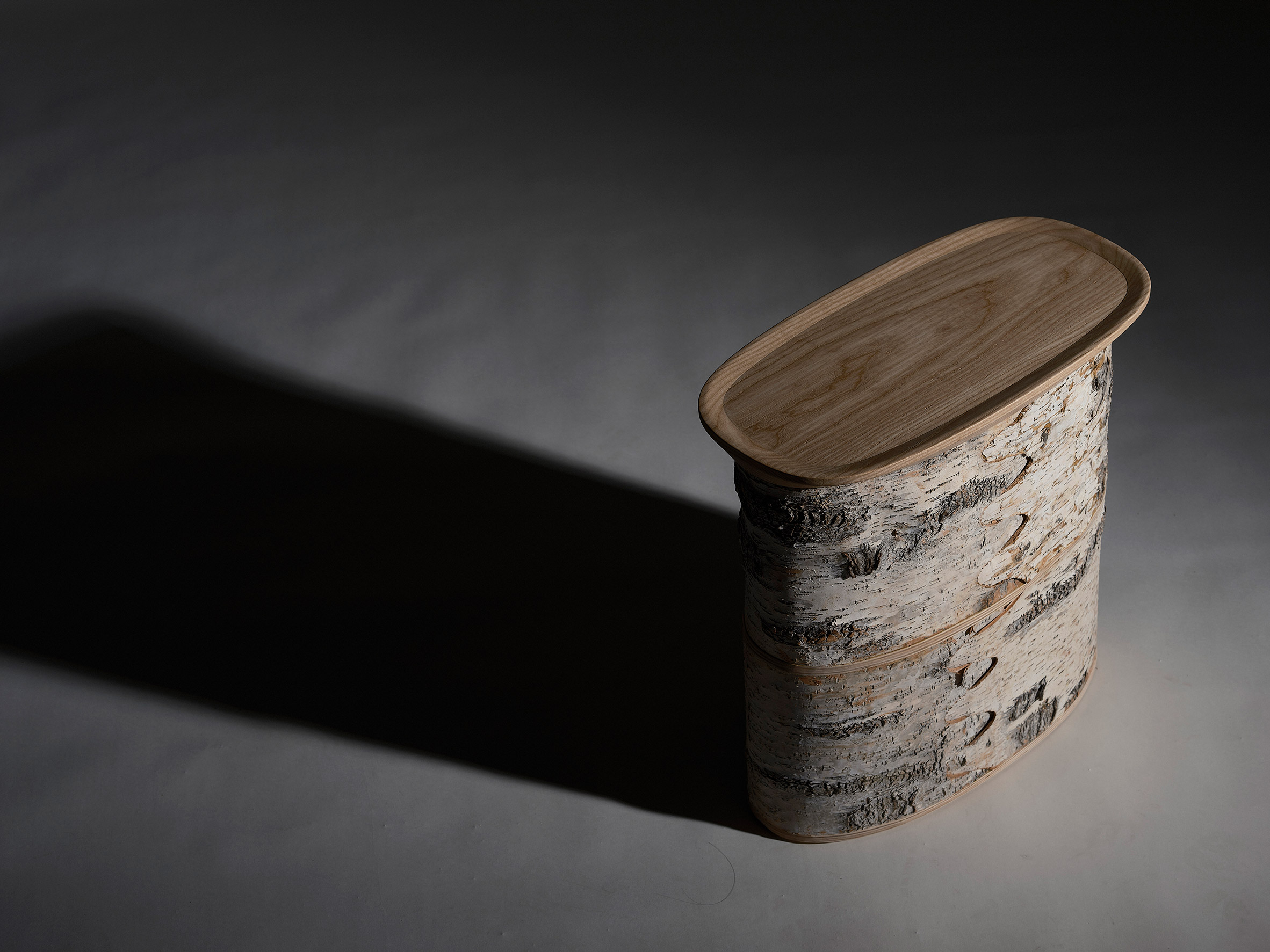 ghe dau Forestrest stool Sarina Oroqen