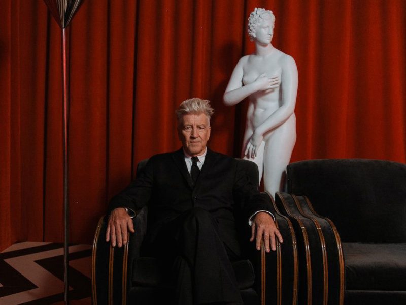 David Lynch: Kiến trúc sư của những giấc mơ siêu thực trên màn ảnh