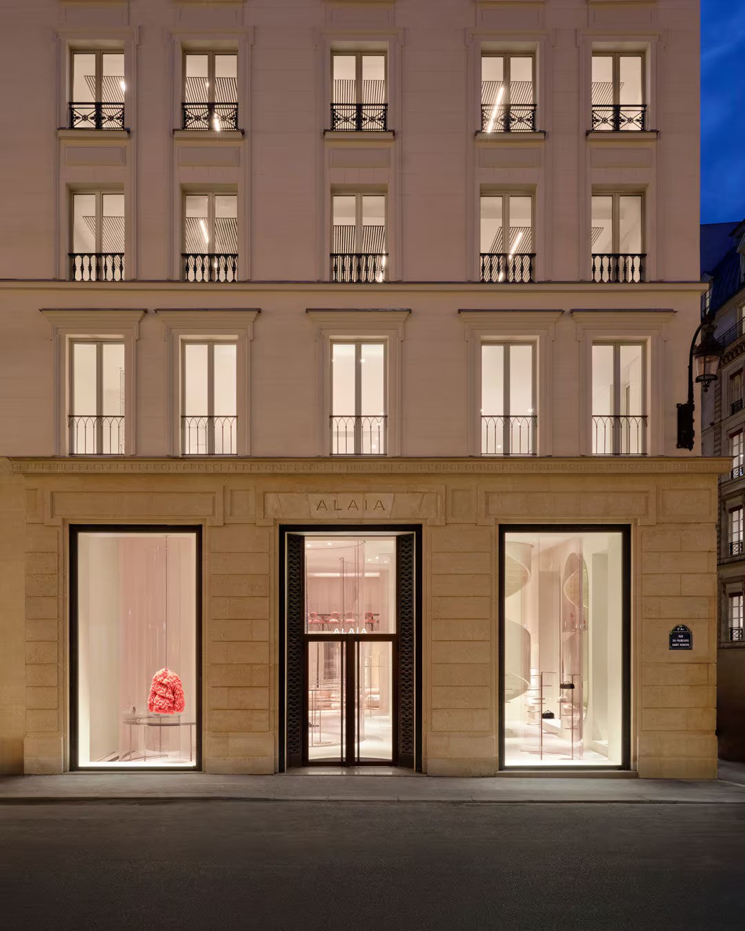 paris Rue du Faubourg Saint-Honoré aiala