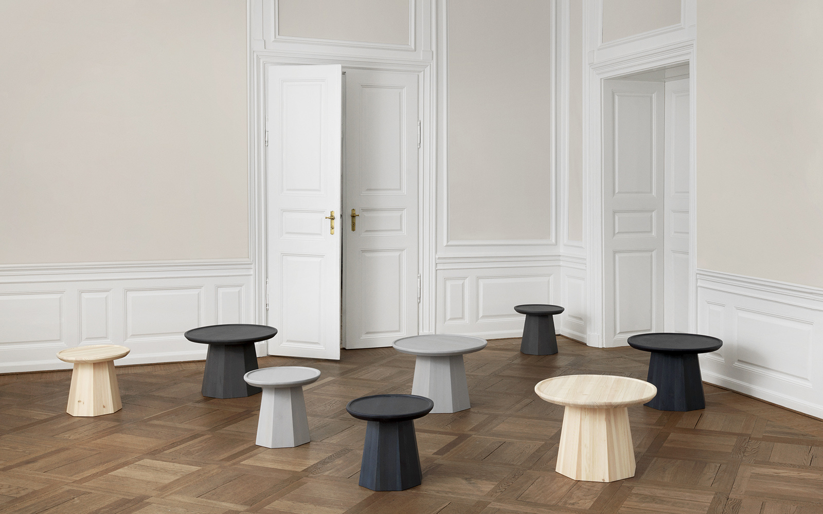 ban go thong Pine Table Normann Copenhagen 