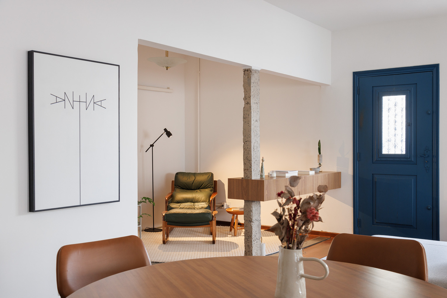 cua phong canh khung nho interior door design