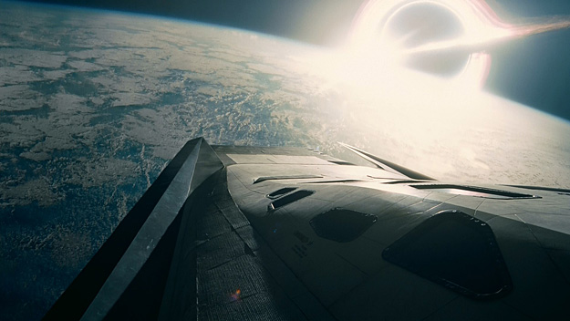 boi canh interstellar Christopher Nolan Kip Thorne Joseph Cooper Matthew McConaughey Brand Anne Hathaway