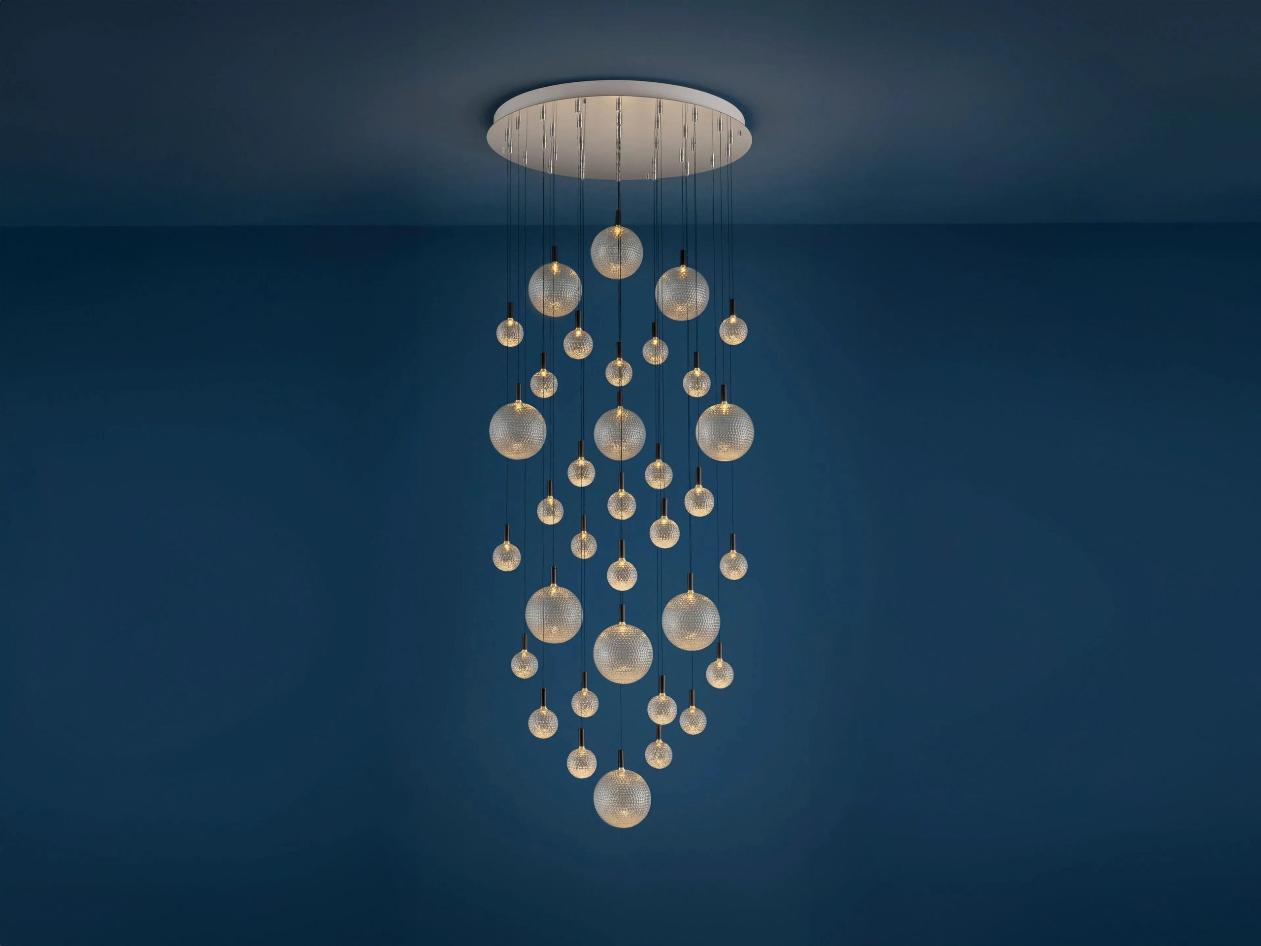den tran pendant light PAR 18 Catellani & Smith