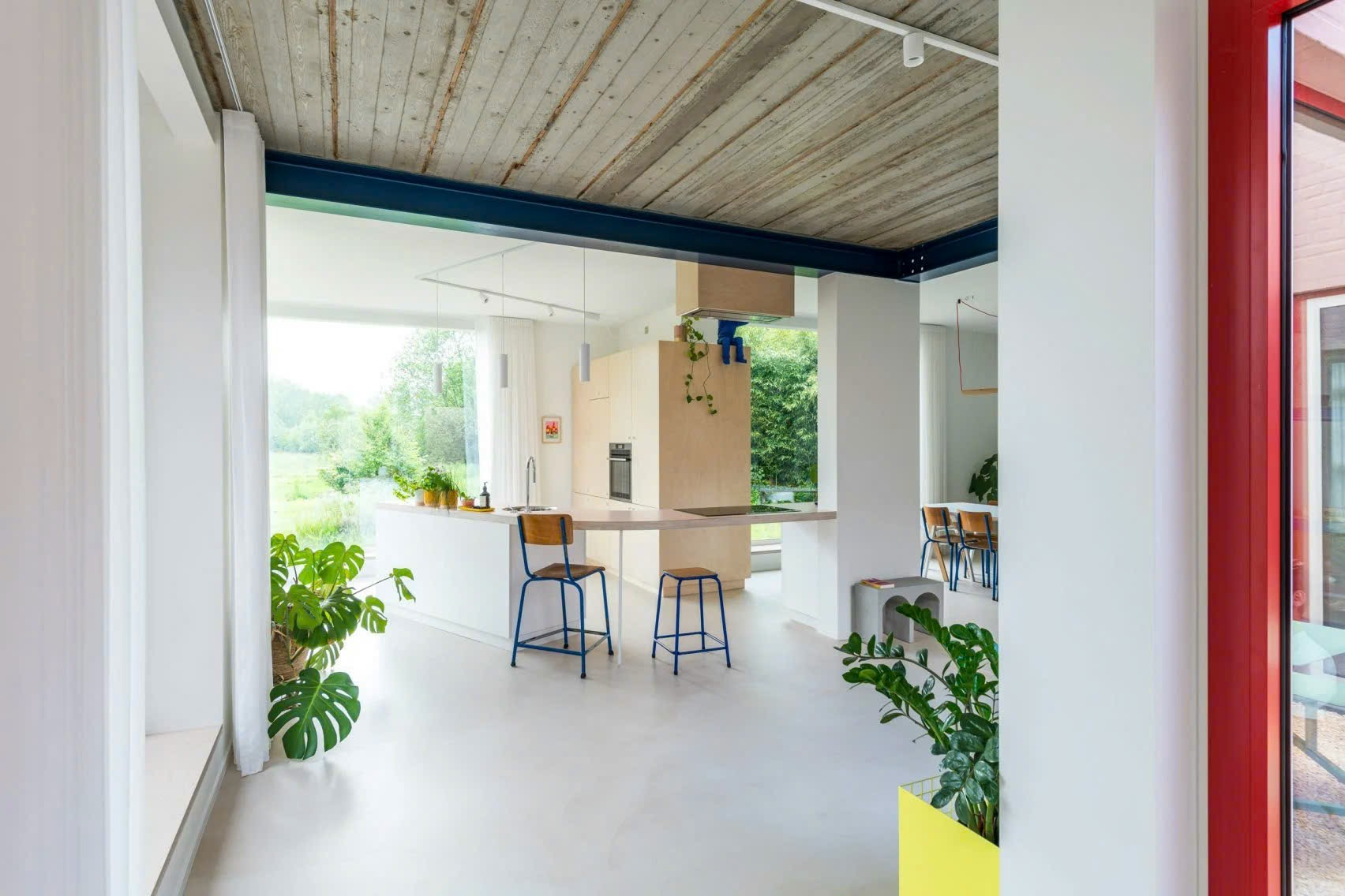 nha 1 tang nha mot tang bungalow Charlotte Madam Architecture