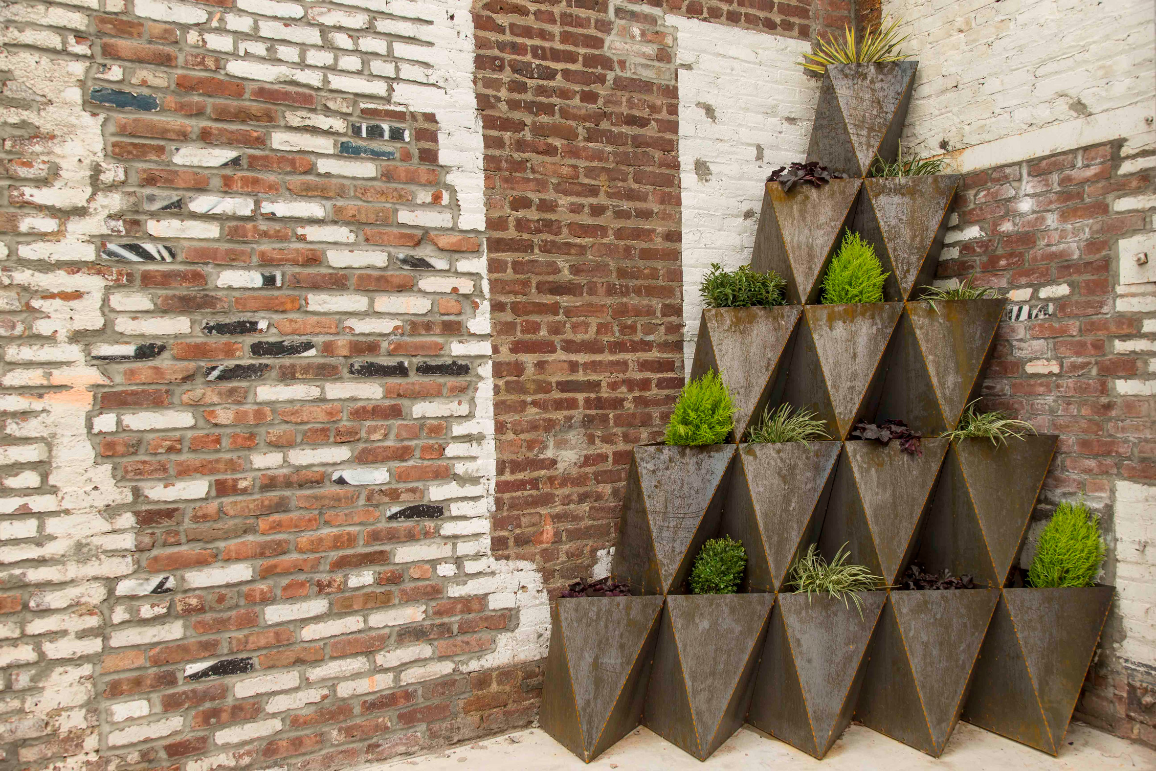 chau hoa plant pot flower pot Prism Planters The Principals